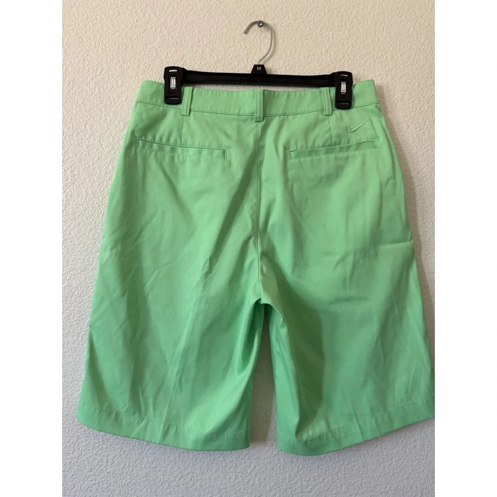 Nike Golf Tour Performance Dri-FIT‎ Men's Green Shorts Size 30 M Flat Front